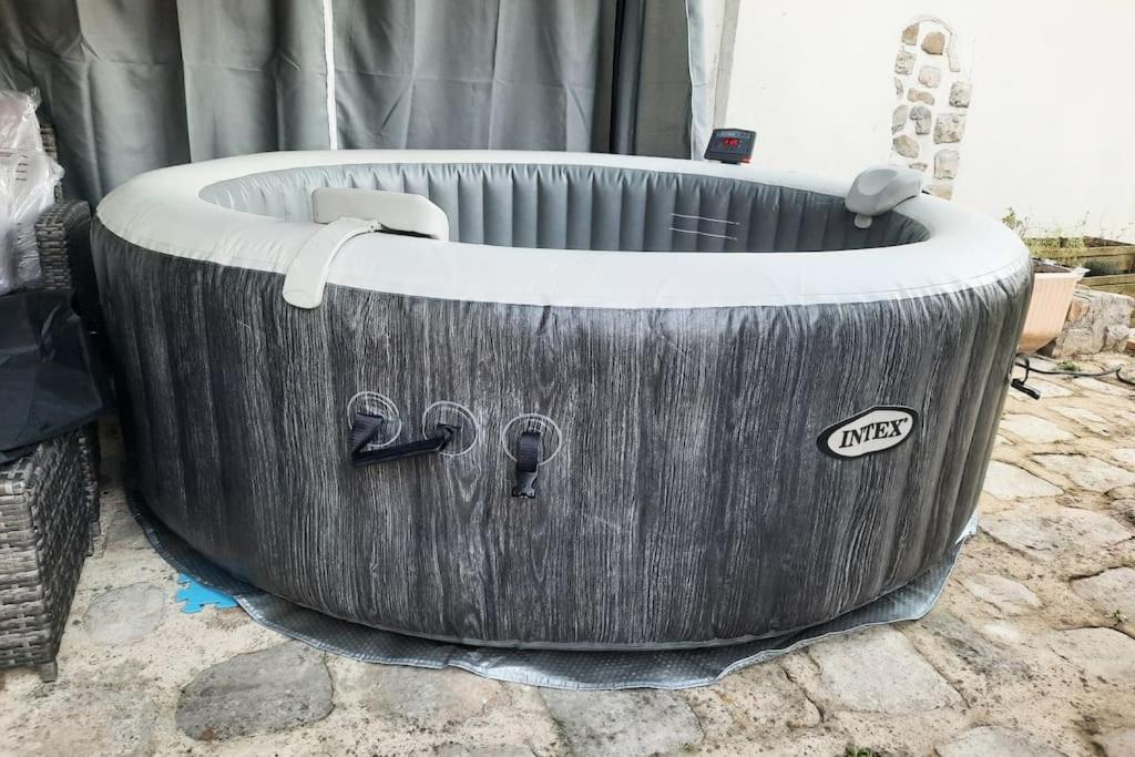 Villa Confortable Avec Jacuzzi A Chevannes Chevannes (Essonne) Exterior foto